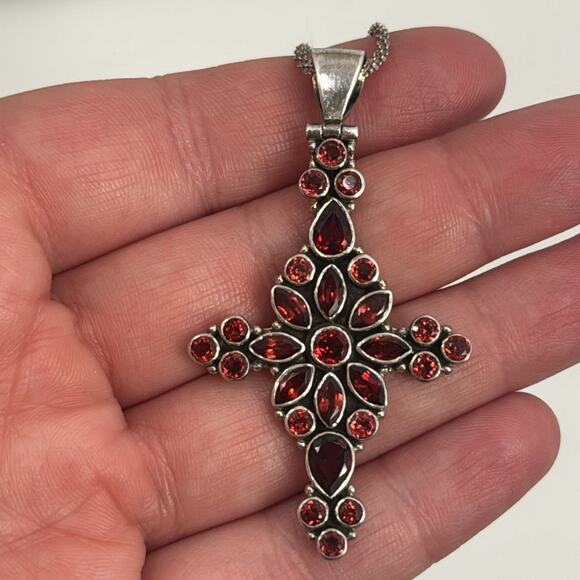 Sterling silver garnet encrusted cross pendant necklace - Picture 4 of 8